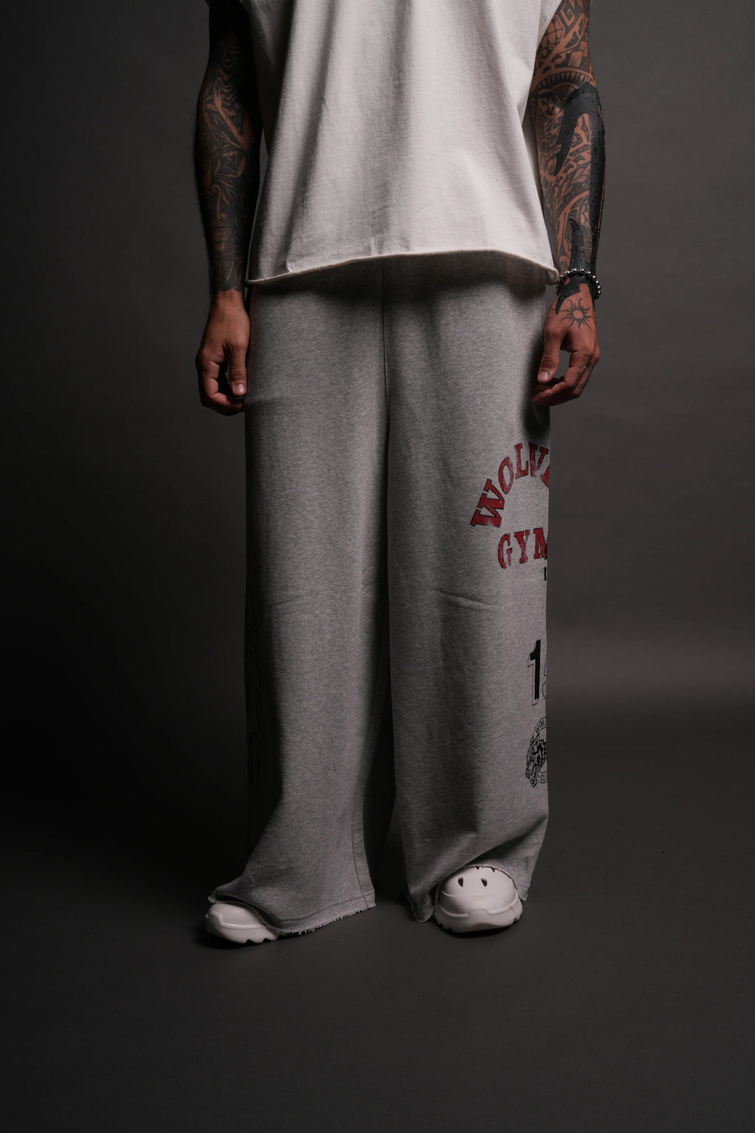 Darc Sport > Wolves Gym V2 Oversized Omen Sweat Pants