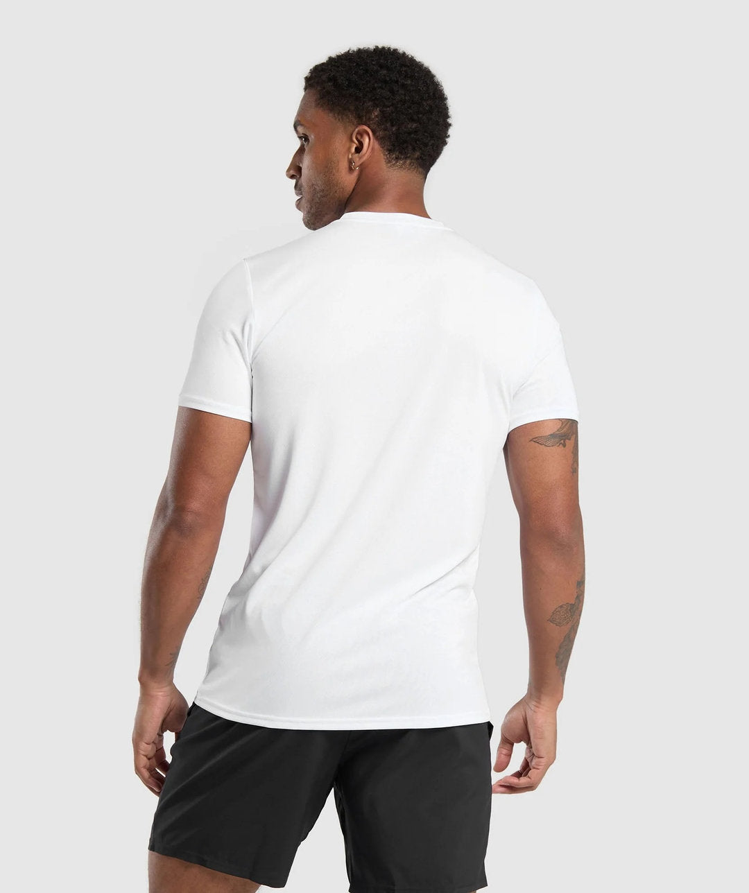 Gymshark > Arrival V-Neck T Shirt
