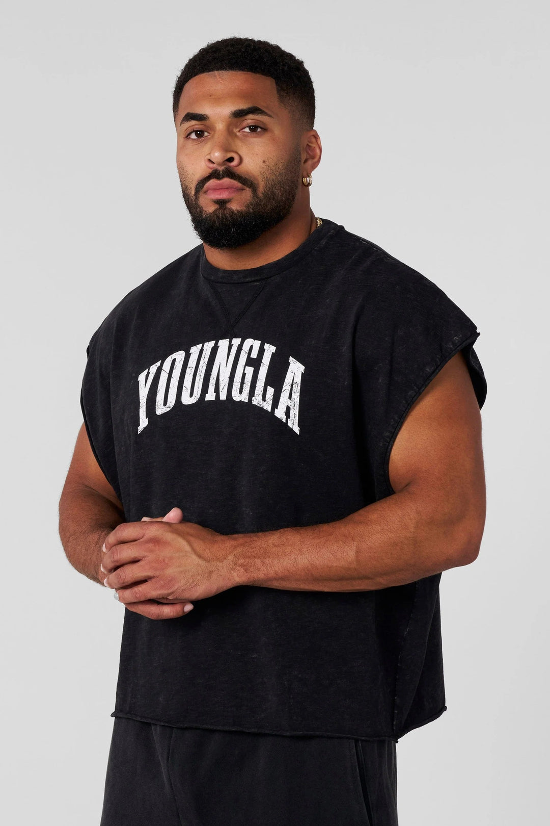 Youngla >  Huge Cut-Offs