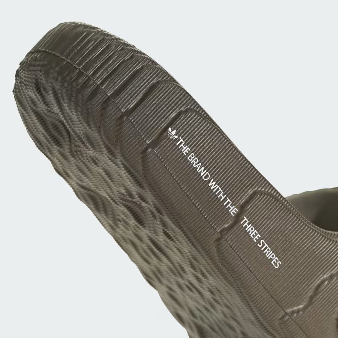 Adidas > Adilette 22 Slides