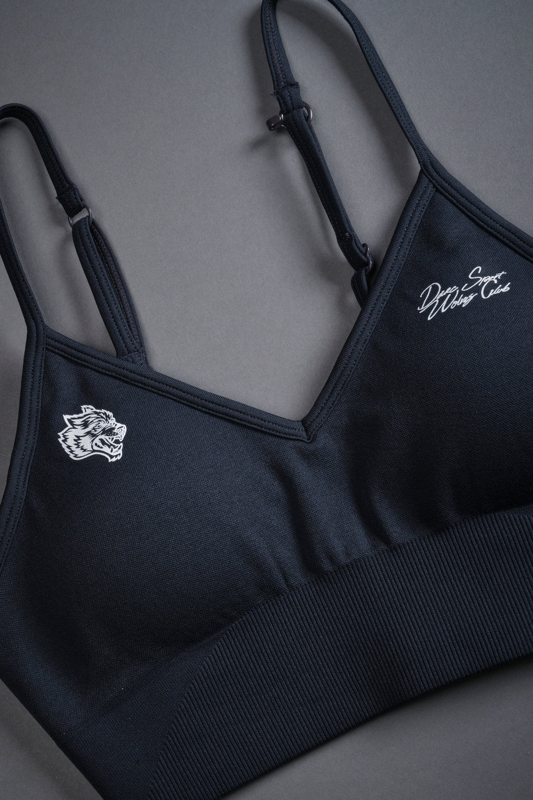 Darc Sport > From The Shadows Everson Seamless Sports Bra