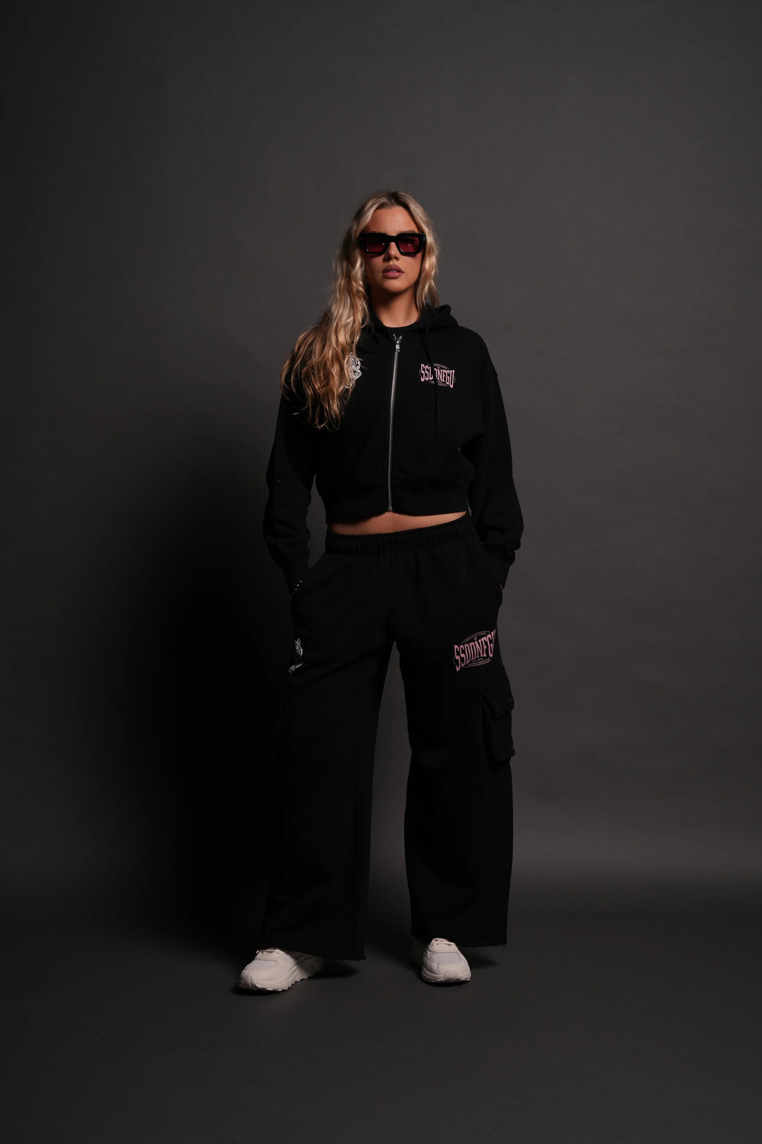 Darc Sport > Wolves Gym V2 Sage Cropped Zip Hoodie