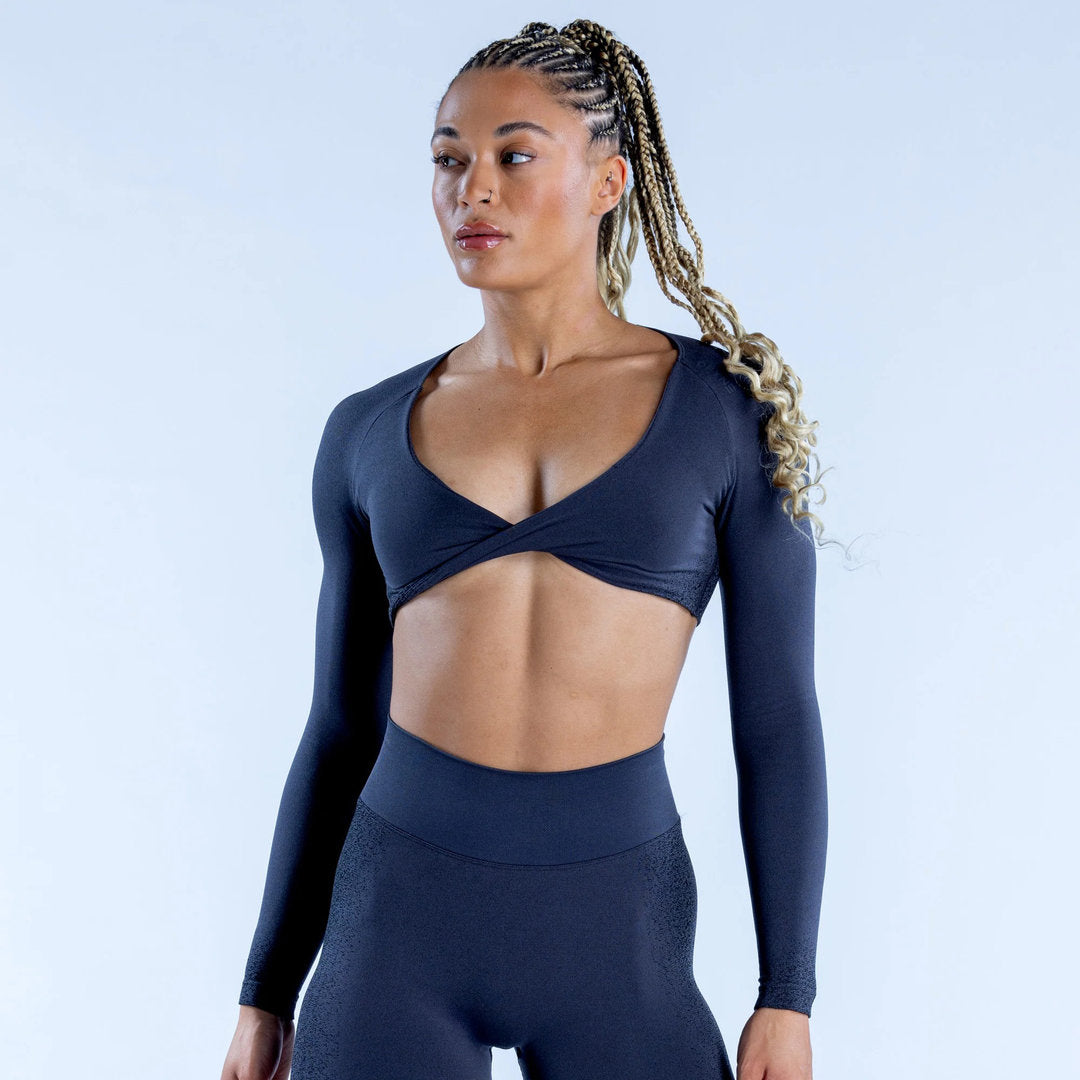 DFYNE > Ignite Twist Front Crop Top
