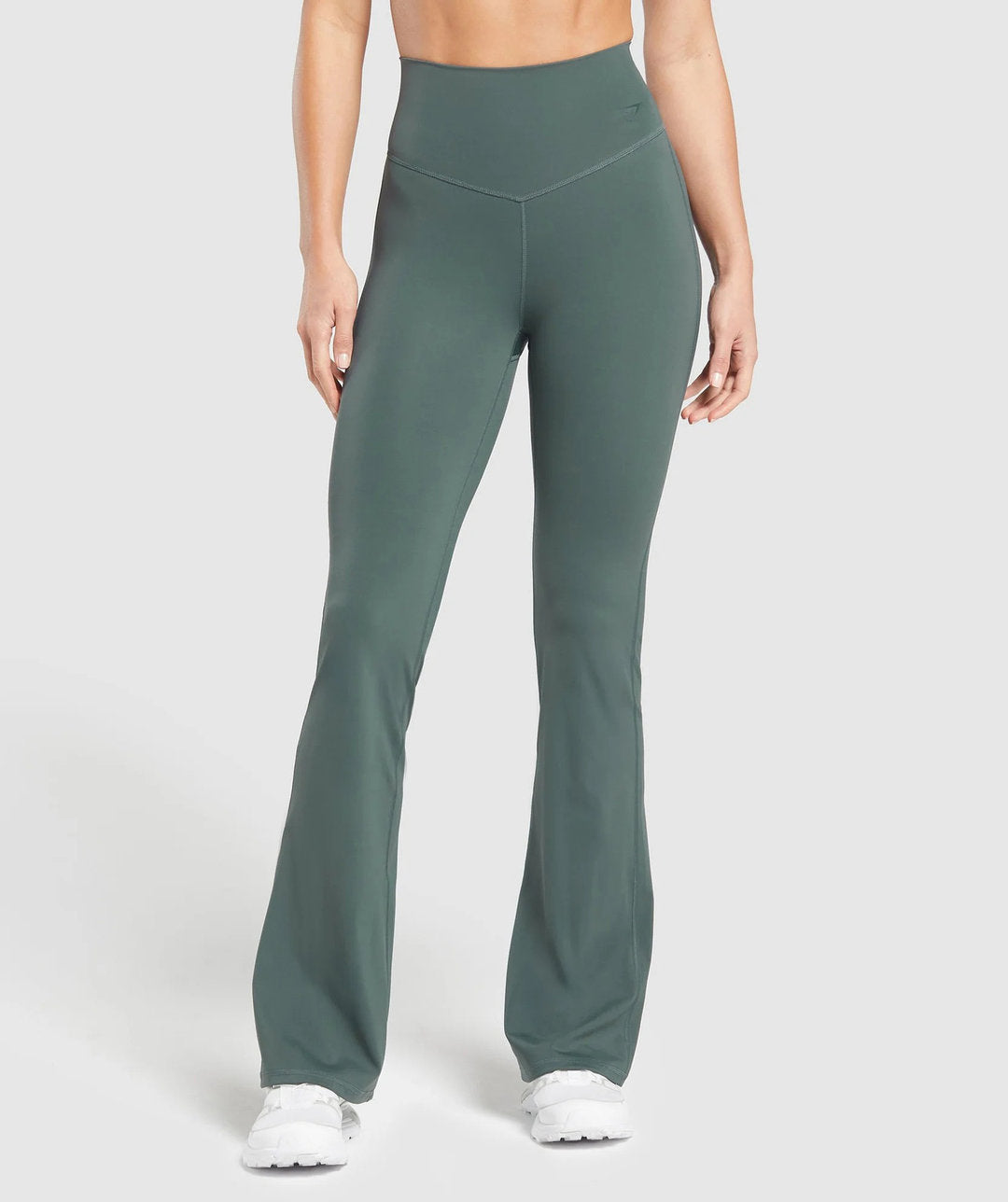 Gymshark > Elevate Flared Leggings 2.0
