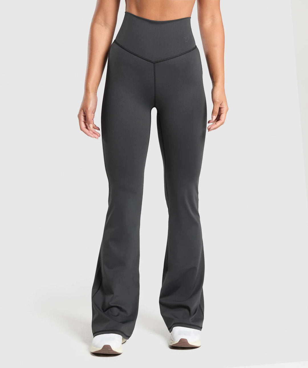 Gymshark > Elevate Flared Leggings 2.0