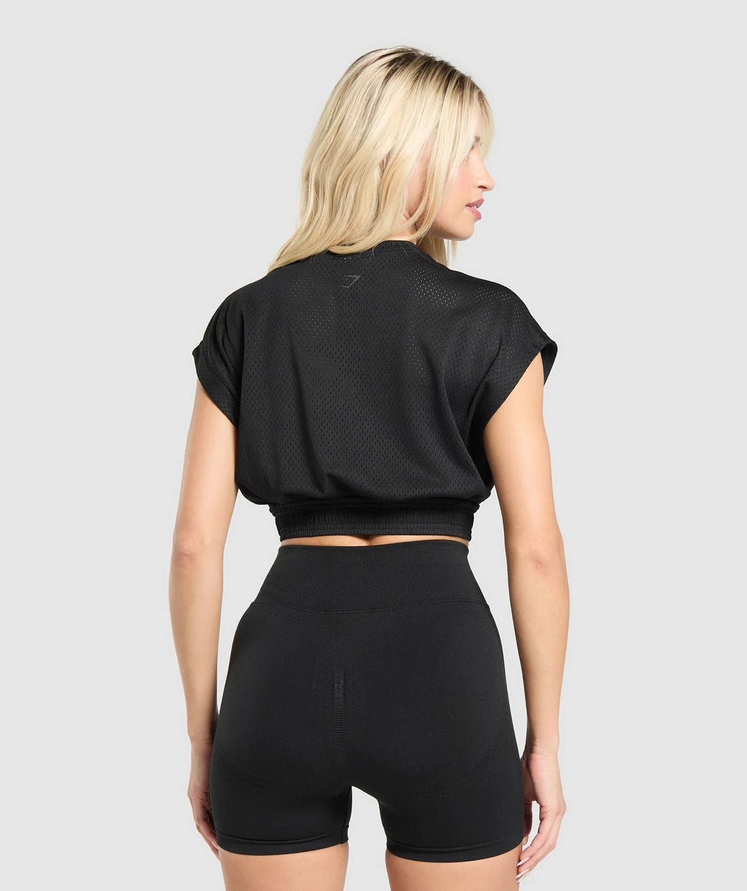 Gymshark > Mesh Graphic Crop Top