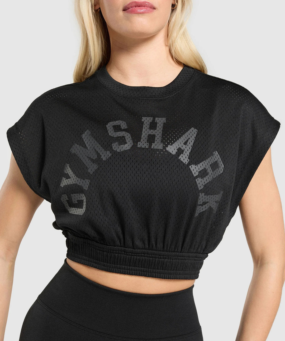Gymshark > Mesh Graphic Crop Top