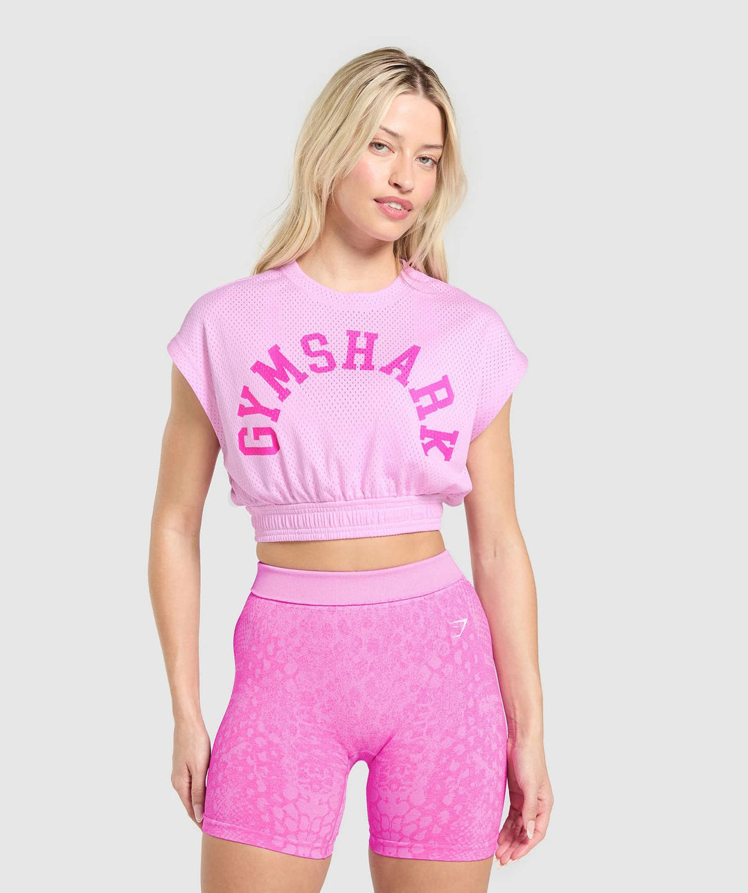Gymshark > Mesh Graphic Crop Top