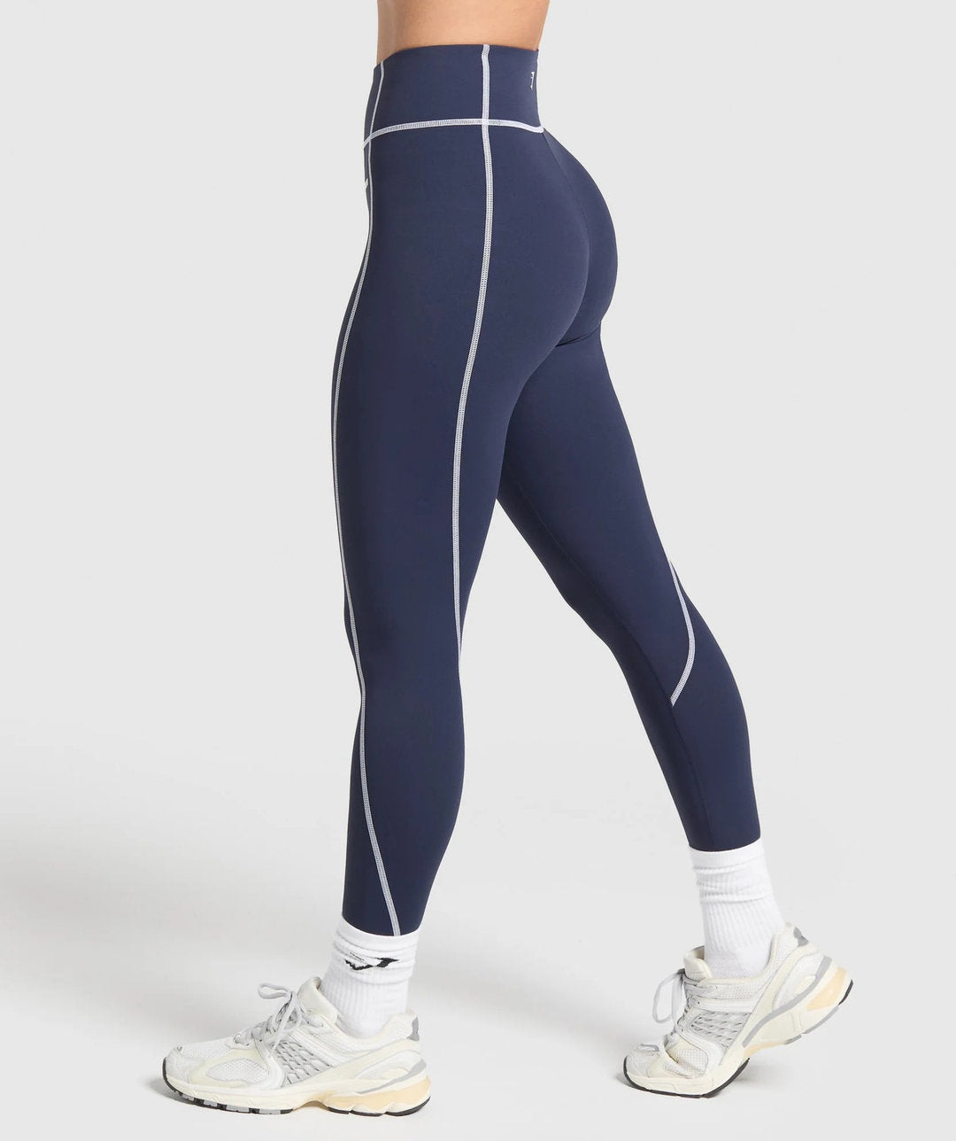 Gymshark > Retro Contrast Stitch Leggings