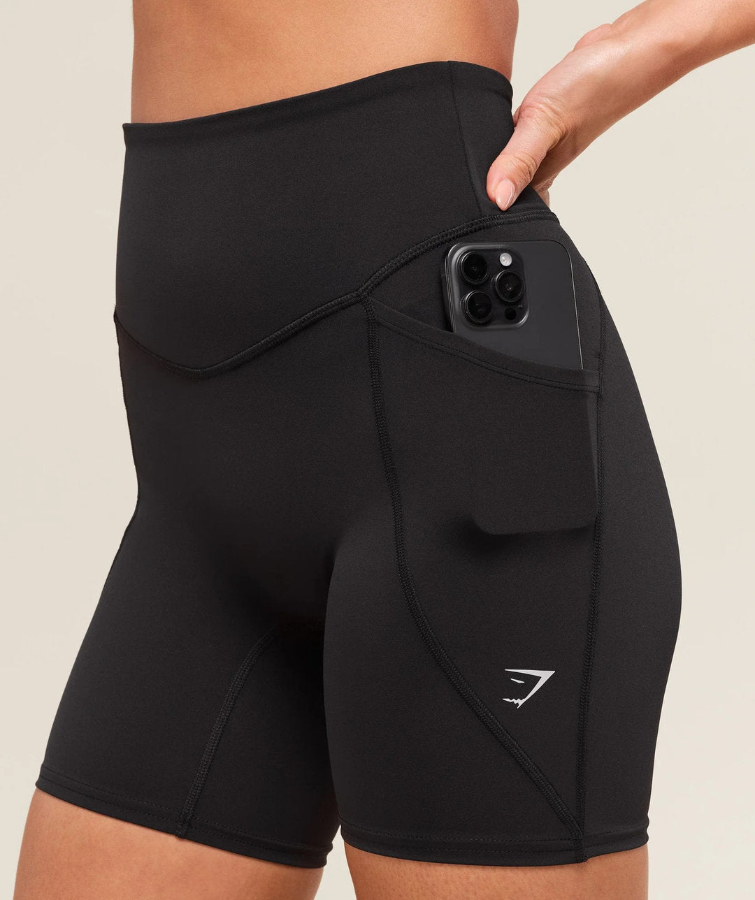 Gymshark > Running Pocket 6" Shorts