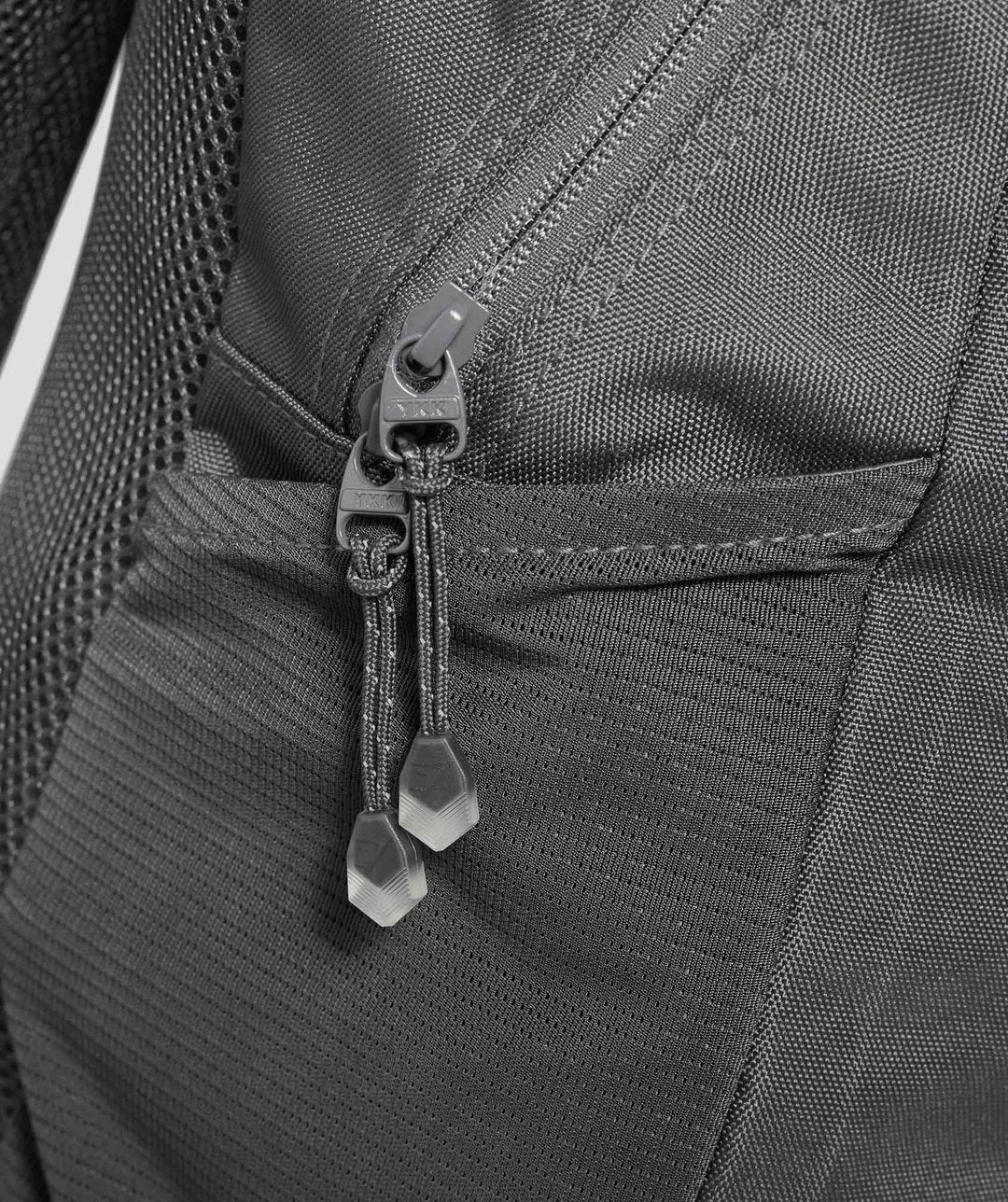 Gymshark > Sharkhead Backpack V2