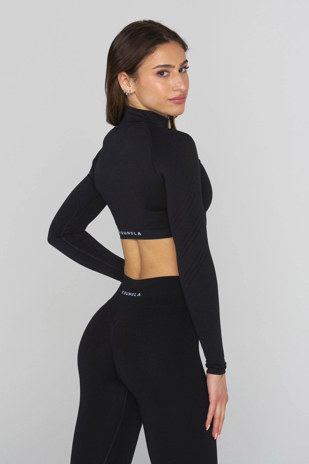 Youngla > Seamless Curve Longsleeve crop