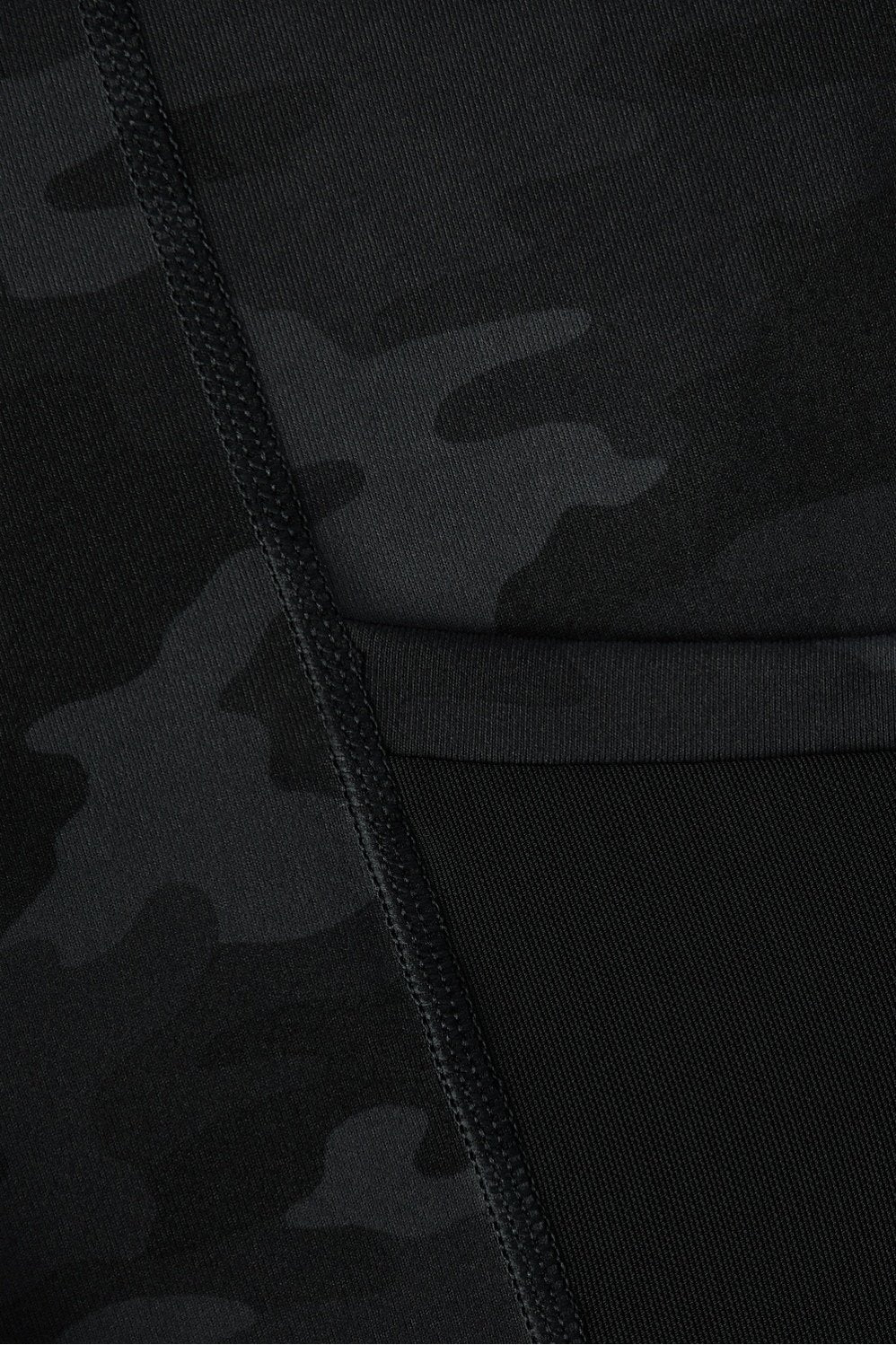 Fabletics > On-The-Go PowerHold Legging > M > Tonal Camo > Fabletics