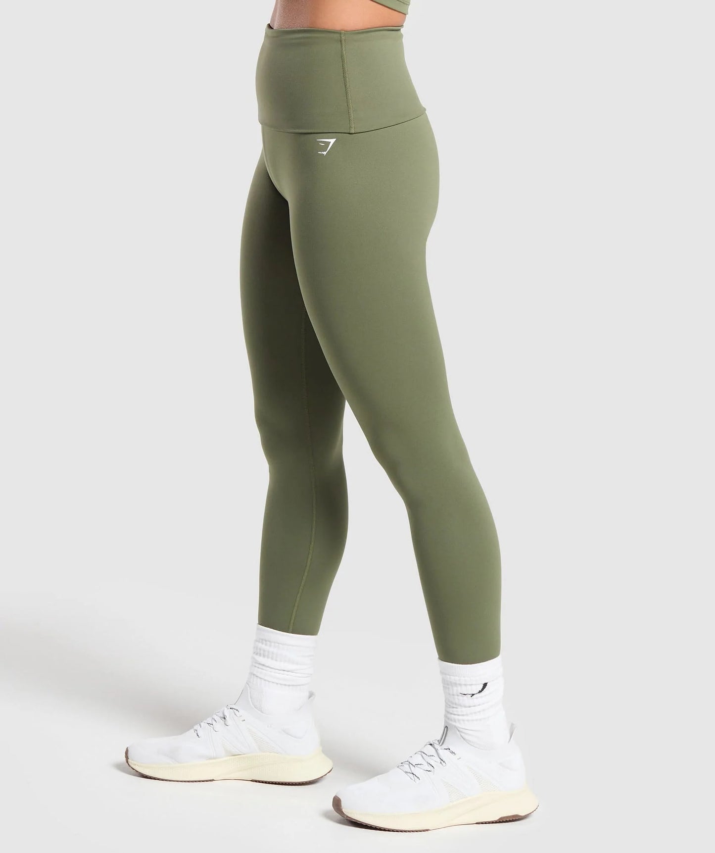 Gymshark > Everyday Foldover Leggings > M > Core Olive > Gymshark