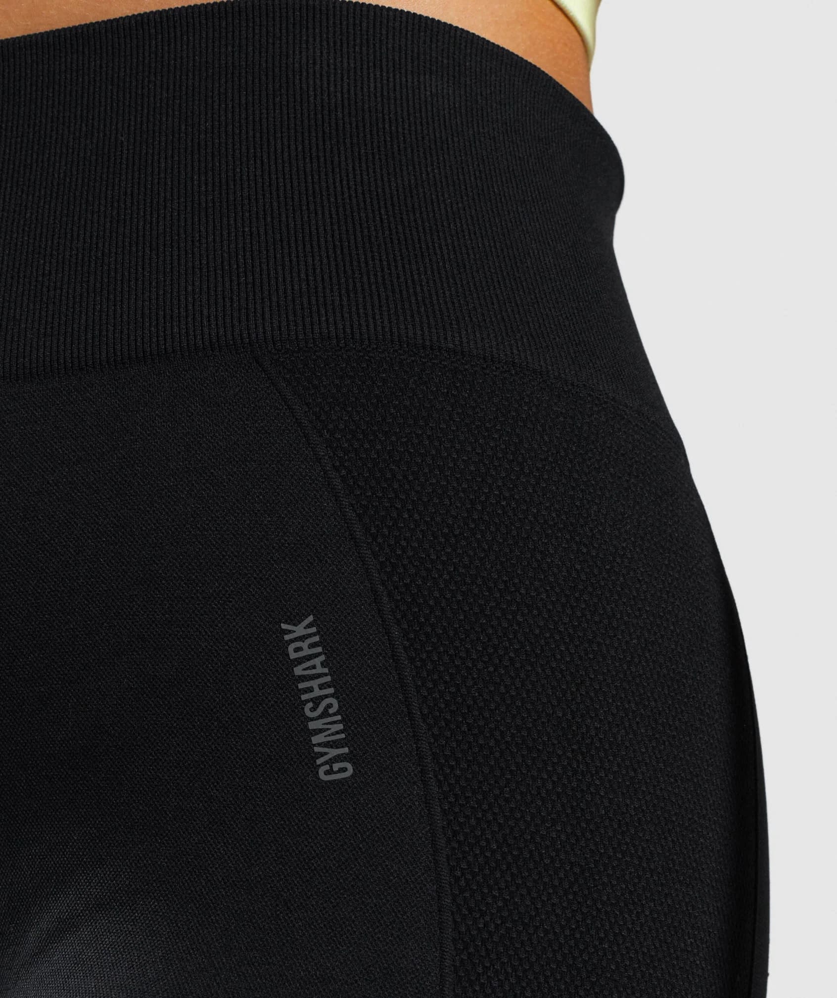 Gymshark > Flex Cycling Shorts > S > Black/Charcoal > Gymshark