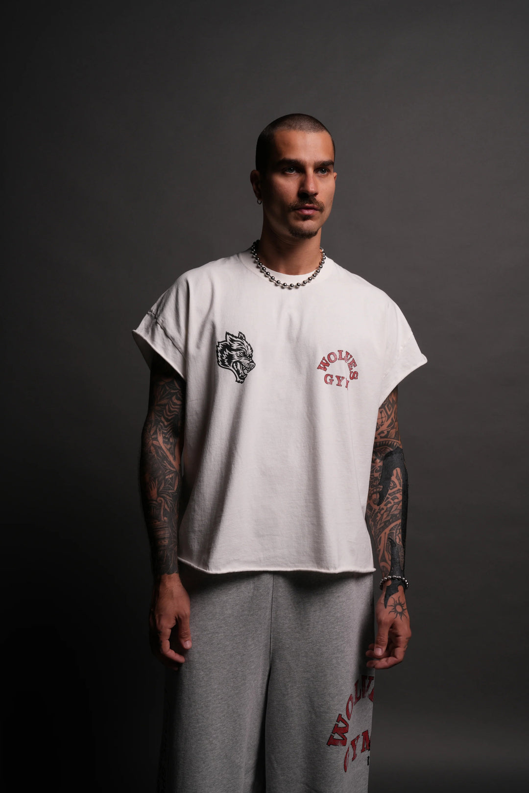 Darc Sport > Wolves Gym V2 Grunge Cut-Off Tee