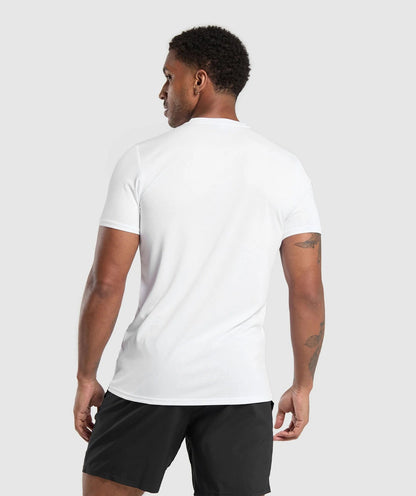 Gymshark > Arrival V-Neck T Shirt