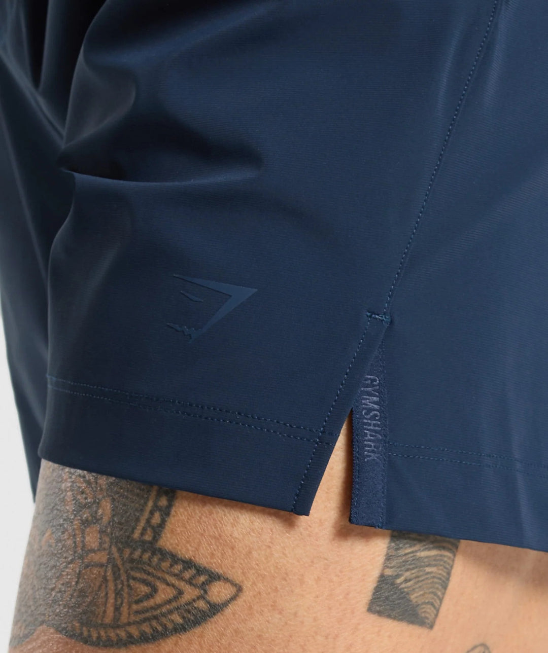 Gymshark > Hybrid 6" Shorts