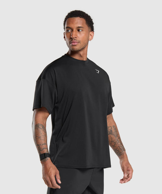 Gymshark > Oversized Performance T-Shirt