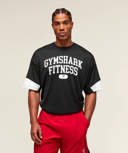 Gymshark > Varsity Oversized T-Shirt