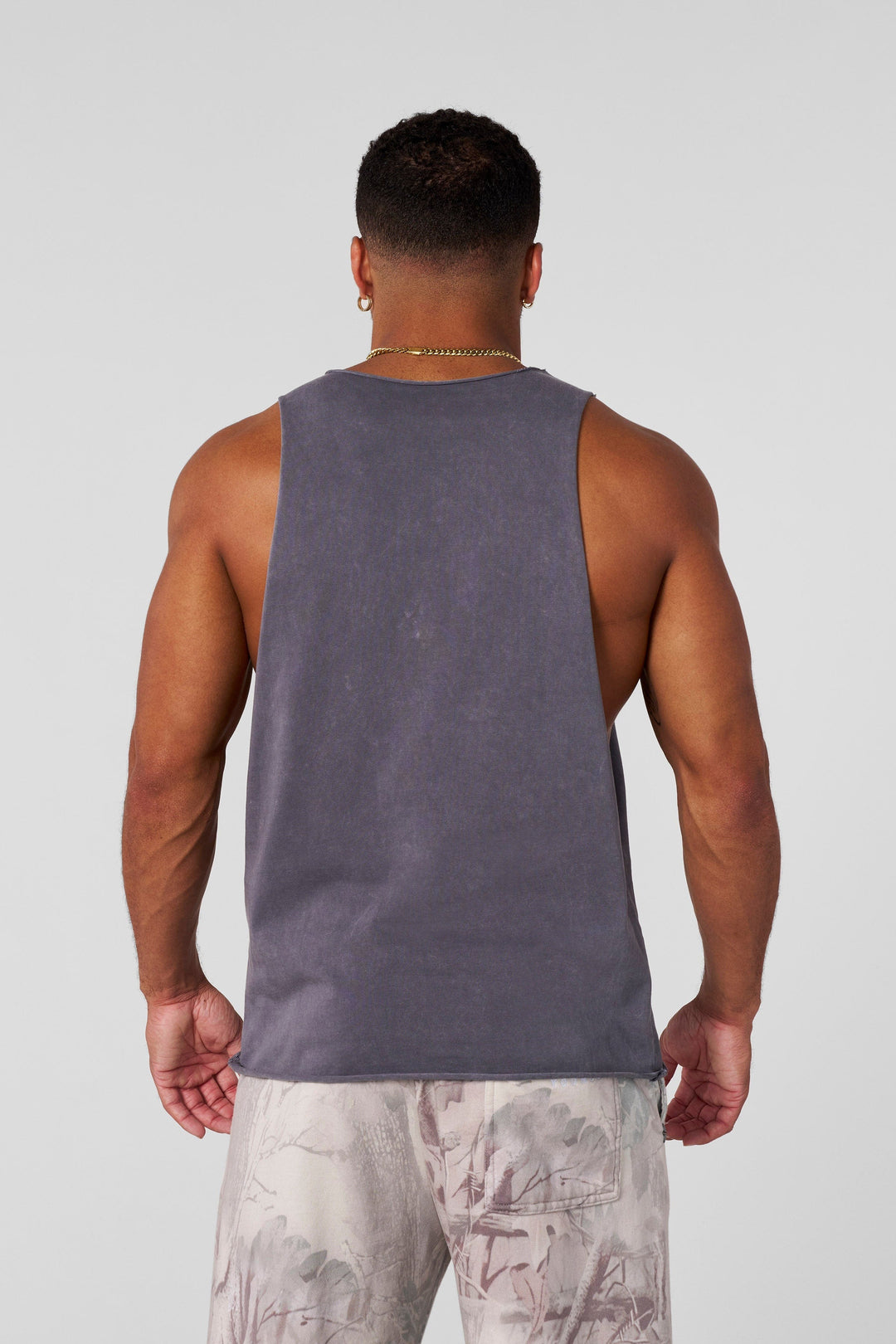 Youngla > Bro Delt Tanks
