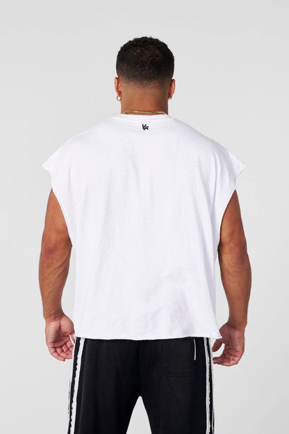 Youngla >  Huge Cut-Offs