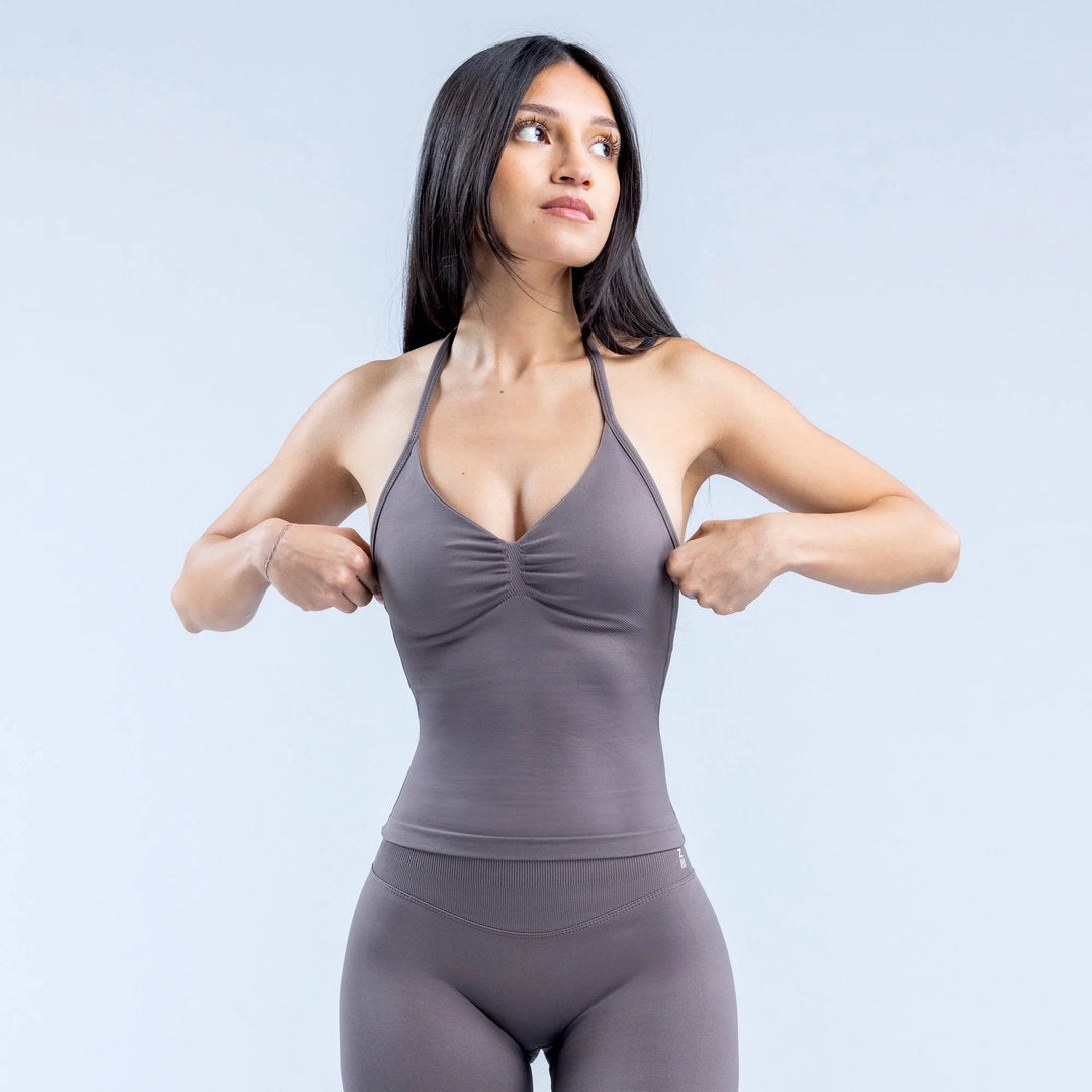 DFYNE > Impact Longline Strappy Top