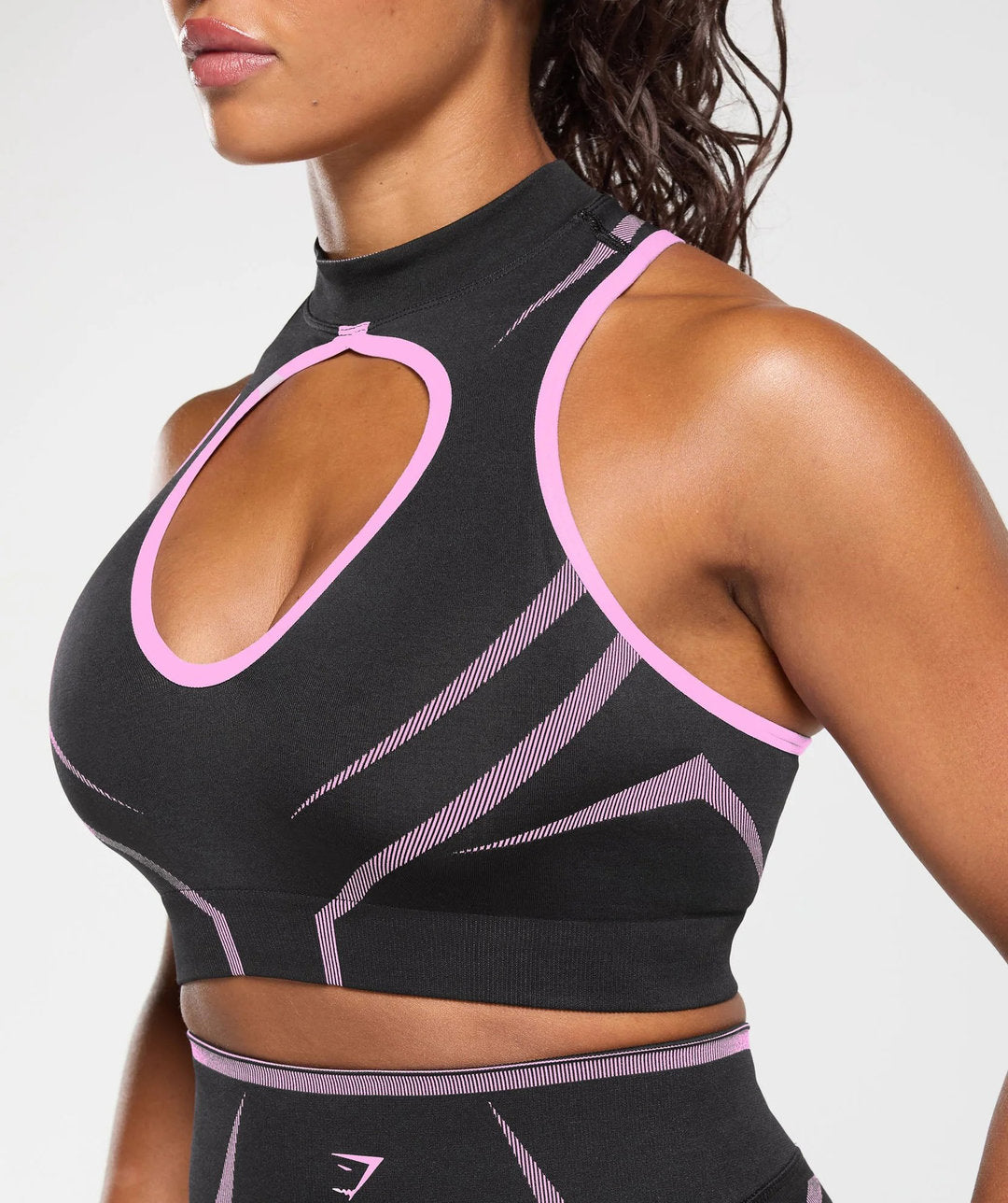 Gymshark > Apex Lift Seamless Crop Top