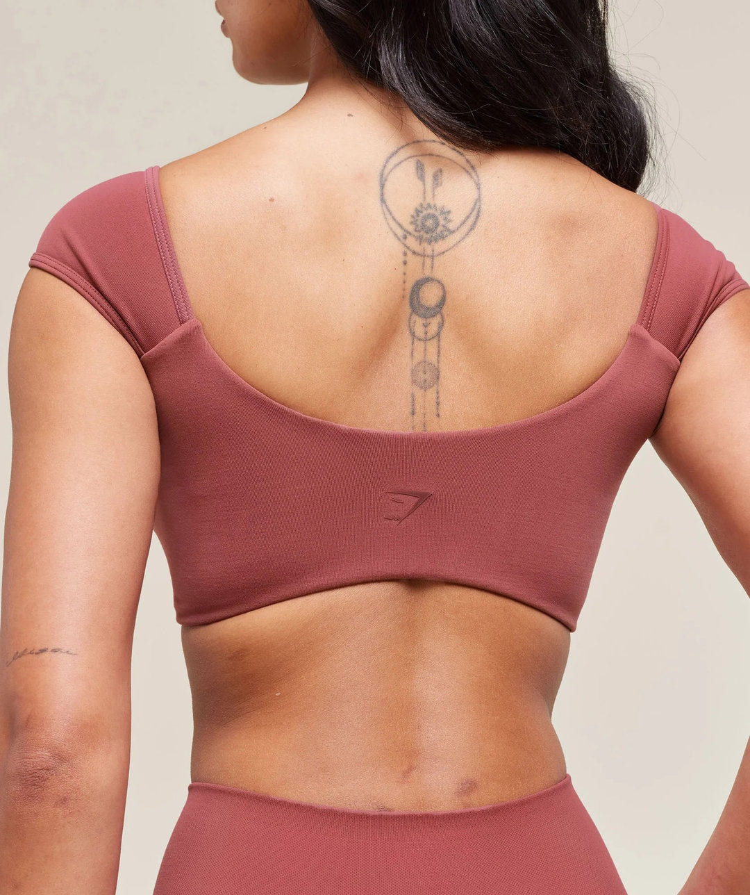 Gymshark > Soft Sculpt Cap Sleeve Bralette