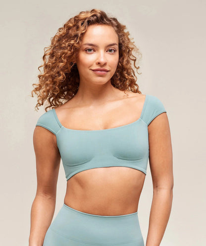 Gymshark > Soft Sculpt Cap Sleeve Bralette