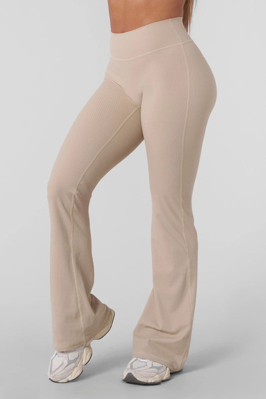 Youngla > Luna Flare Leggings