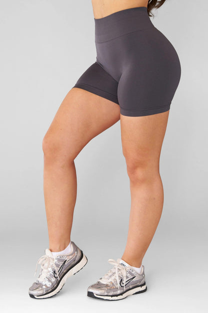 Youngla > W164 Core Luxe short