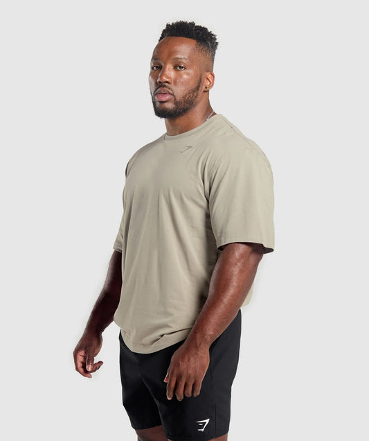 Gymshark > Power T-Shirt > M > Ecru Brown > Gymshark