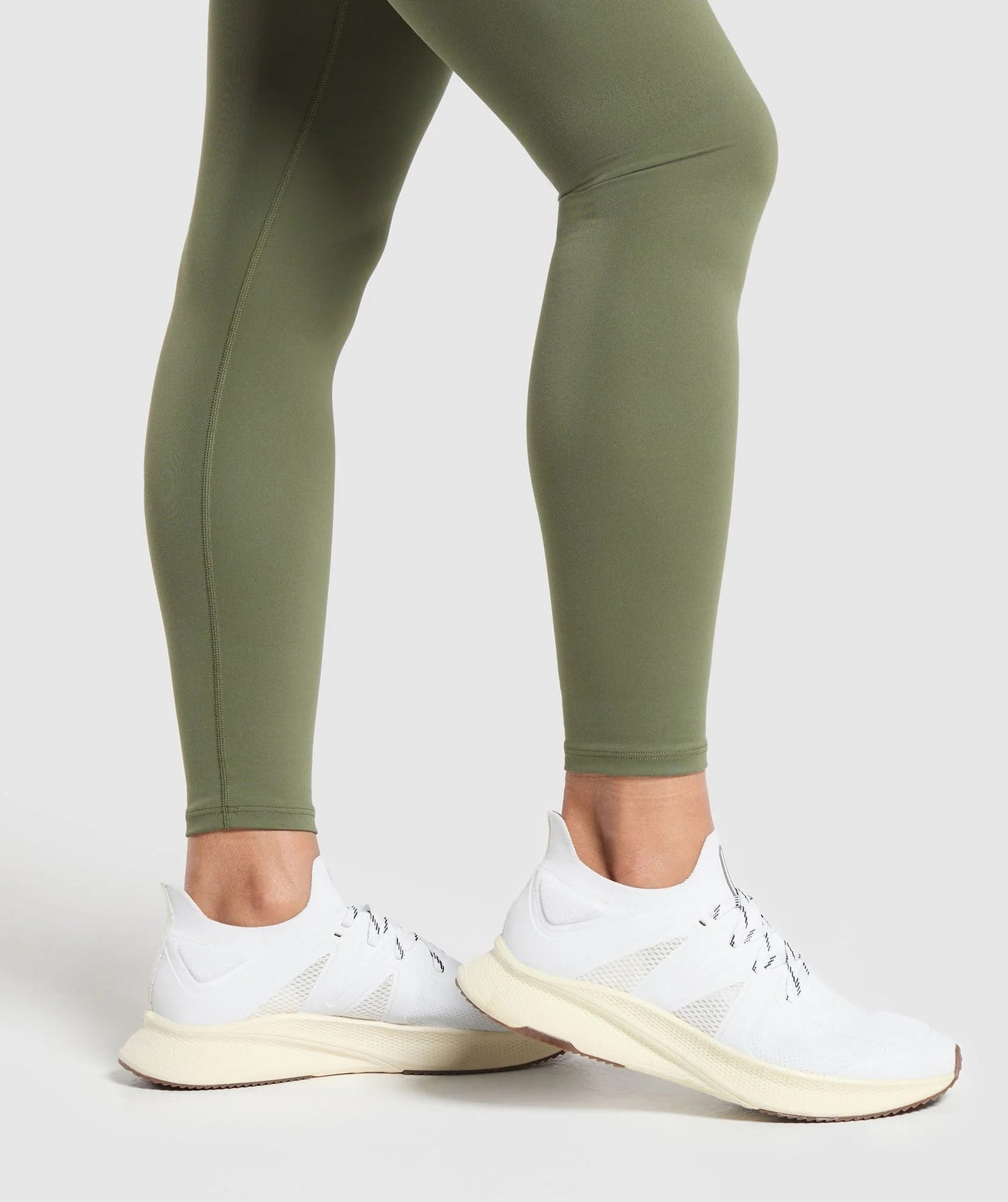 Gymshark > Everyday Foldover Leggings > M > Core Olive > Gymshark