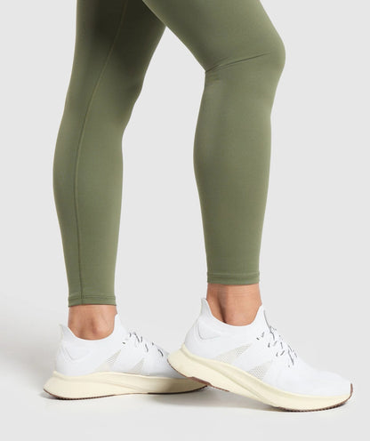 Gymshark > Everyday Foldover Leggings > M > Core Olive > Gymshark